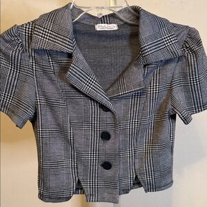 Stylish Black and‎ White Plaid Button Down Shirt